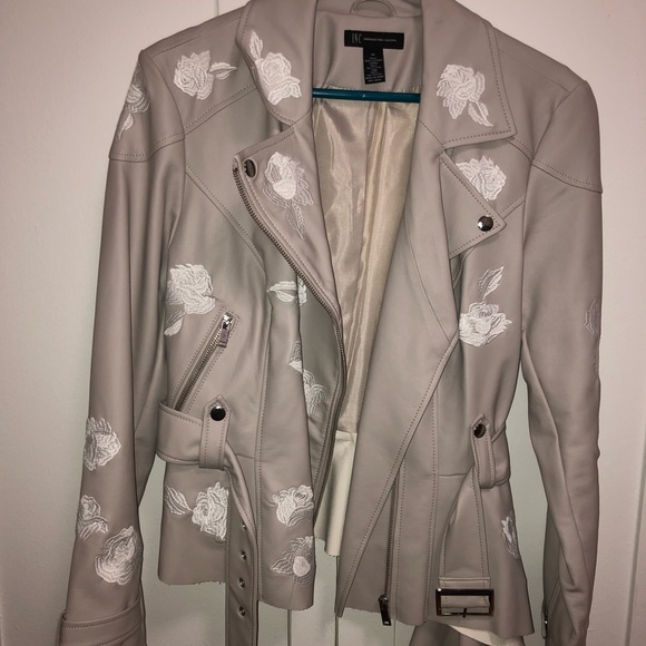 Embroidered jacket - Picture 4 of 7